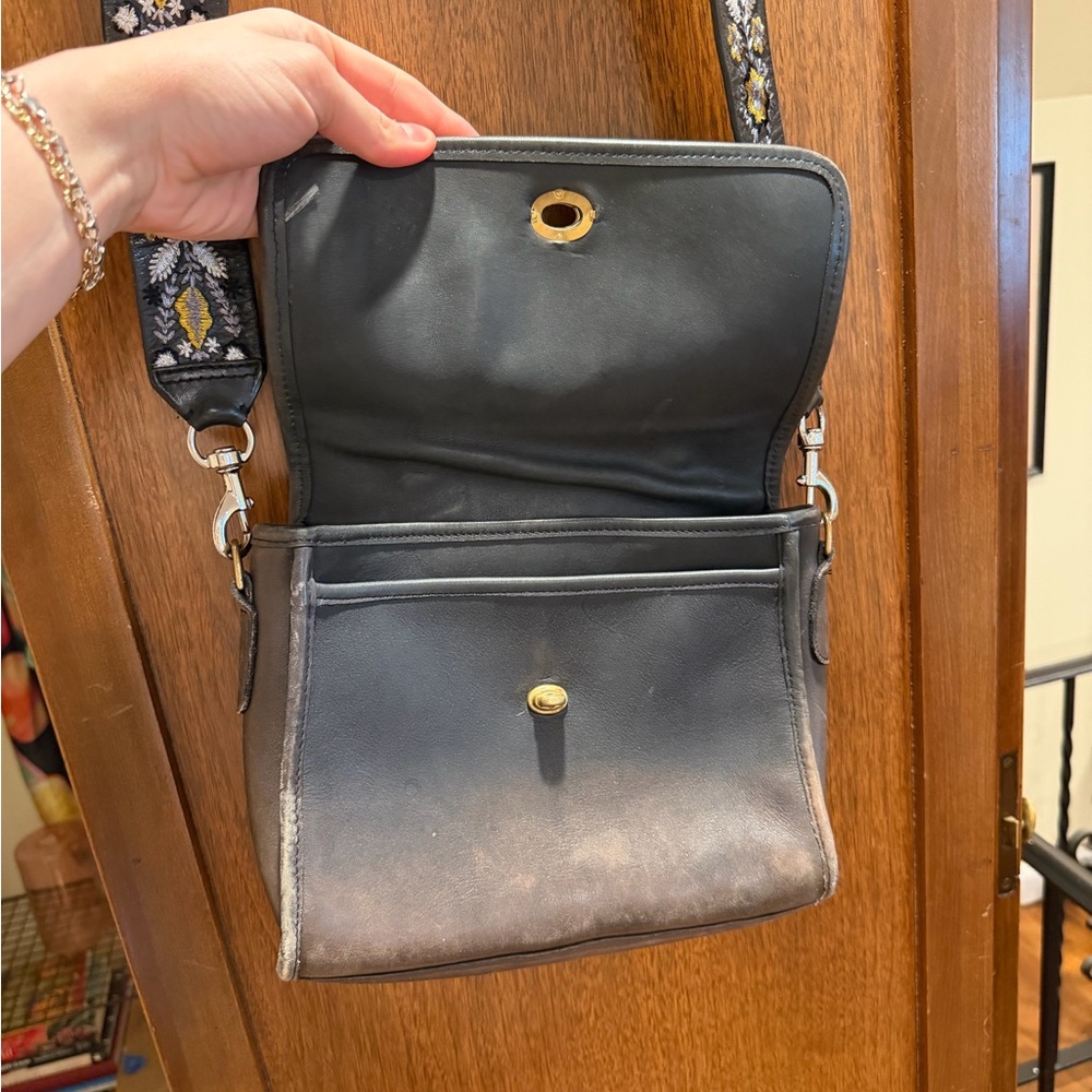 Embroidered Strap Black Leather Crossbody Bag - Picture 2 of 5